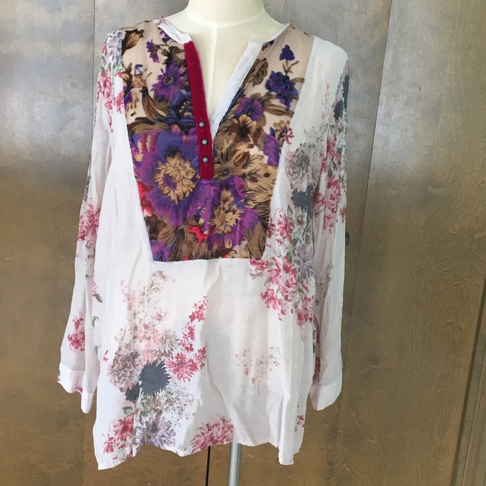 Soft Surroundings Top